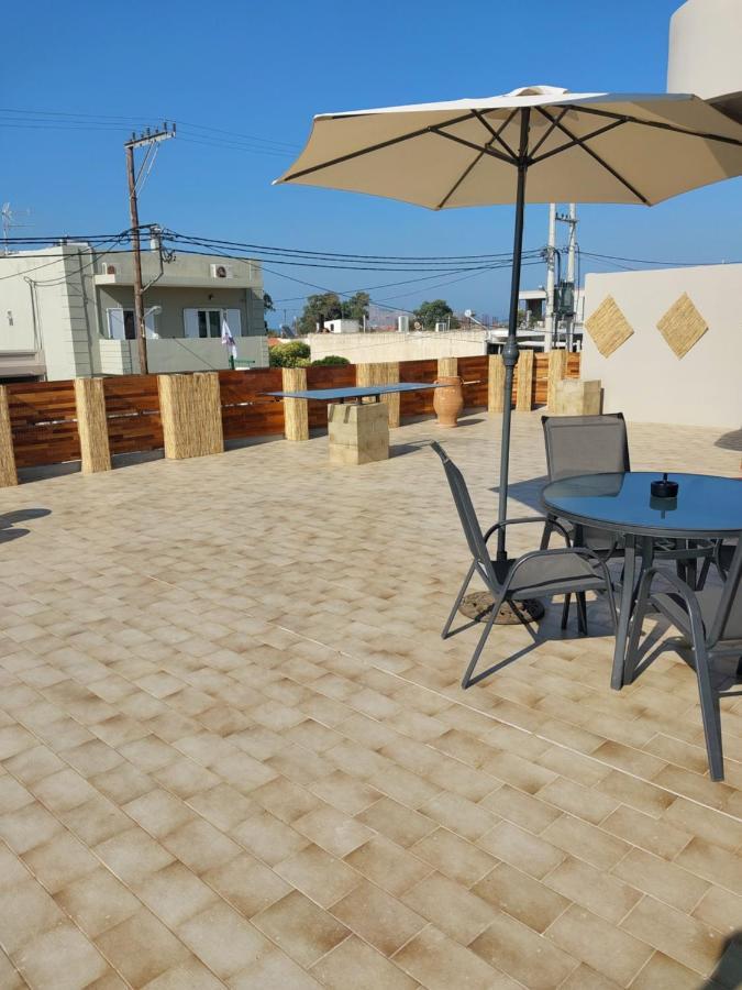 Passatempo Casa - 3 Bedroom Apartment Close To The Swimming Pool Gerani  Bagian luar foto